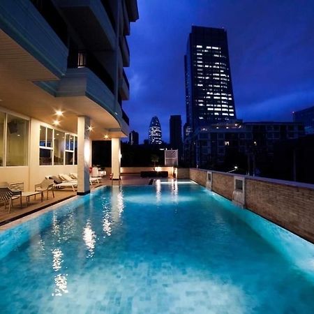 Bangkok Patio Bts Sanam Pao Aparthotel Exteriör bild