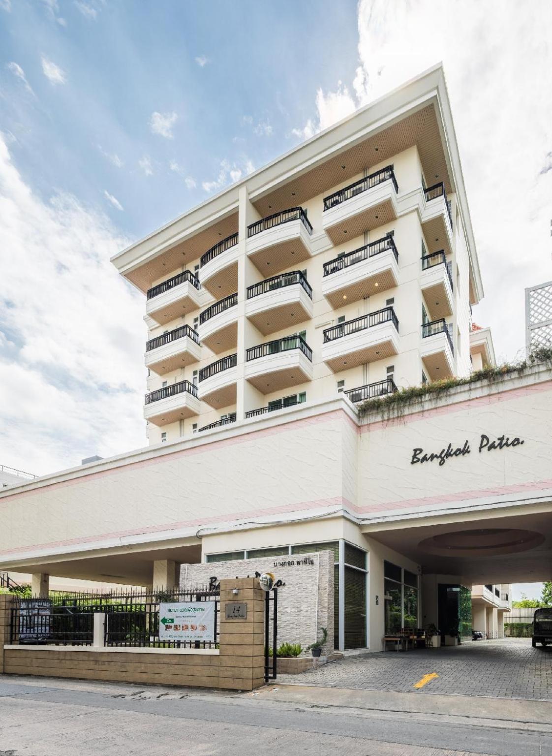 Bangkok Patio Bts Sanam Pao Aparthotel Exteriör bild